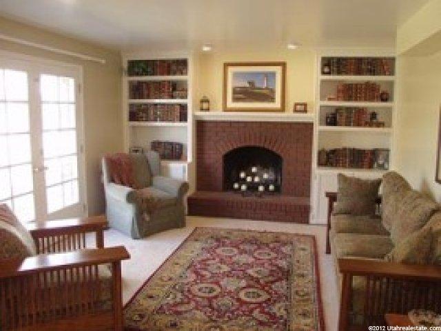 1073 Pineridge Rd, Sandy, UT 84094 — photo 4