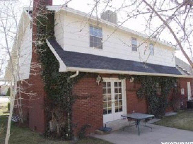1073 Pineridge Rd, Sandy, UT 84094 — photo 8