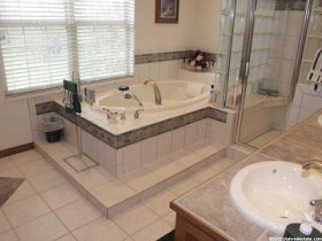 5778 Ayrshire Dr, Murray, UT 84107 — photo 8
