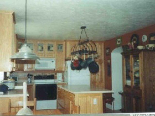 5037 Skyline Dr, Ogden, UT 84403 — photo 3