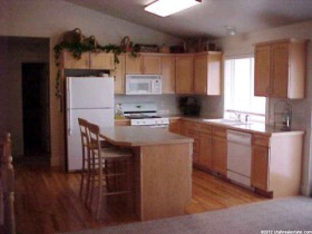 1039 W 370 N, Hyrum, UT 84319 — photo 3