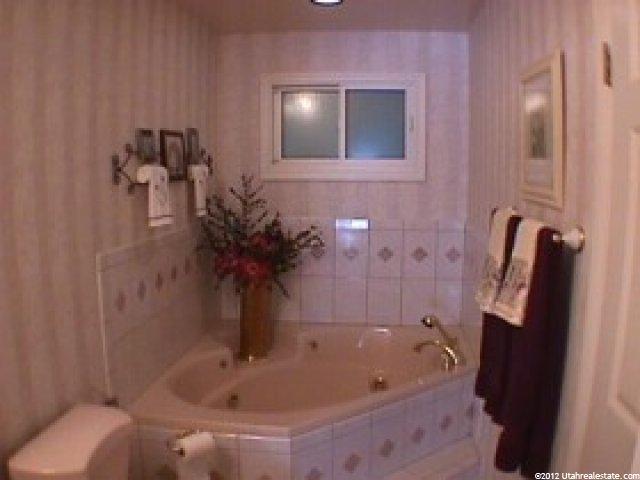674 N 200 E, Kaysville, UT 84037 — photo 3