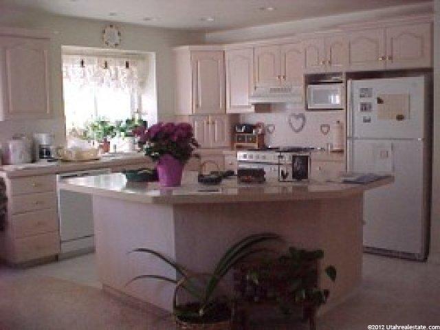 2832 E 1975 N, Layton, UT 84040 — photo 5