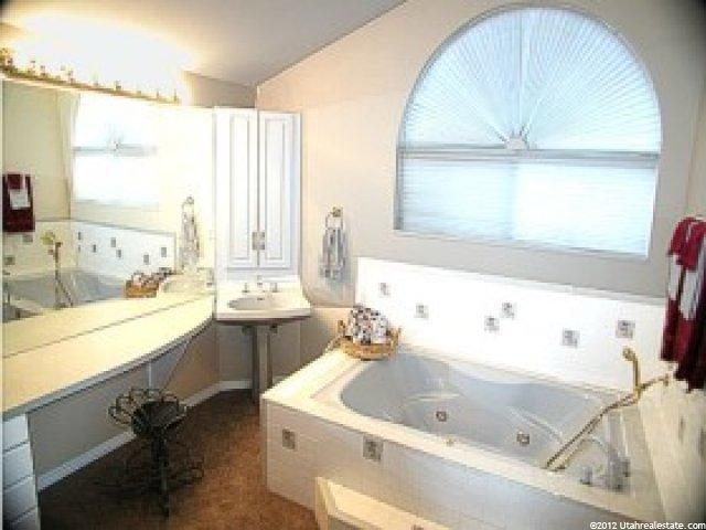 808 E Marion Village Dr, Sandy, UT 84094 — photo 6