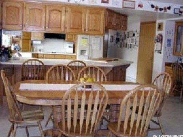 8936 Sunridge Dr, Sandy, UT 84093 — photo 4