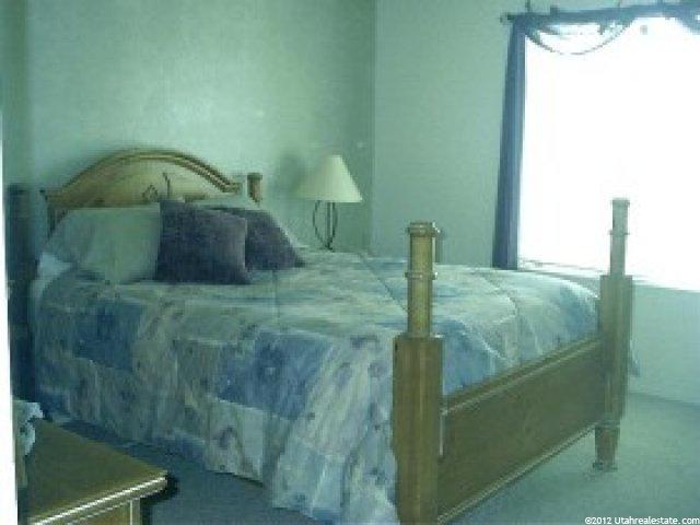 863 W 1875 N, Clinton, UT 84015 — photo 5