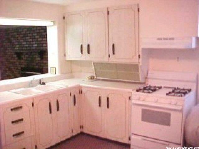 40 W 250 N, Clearfield, UT 84015 — photo 3