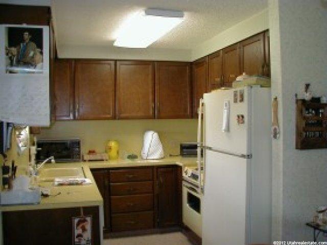 107 W 650 N, Clearfield, UT 84015 — photo 2