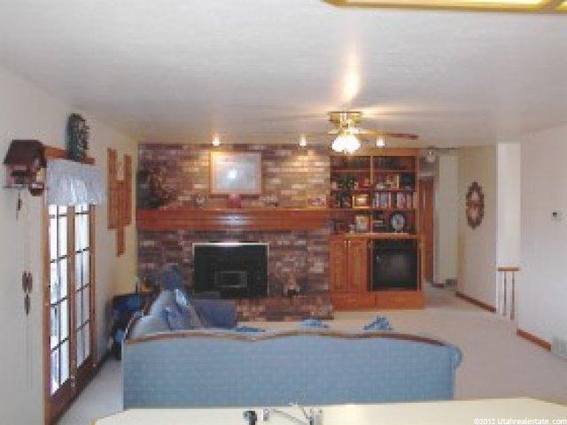 2565 Rockhampton Dr, Sandy, UT 84092 — photo 4