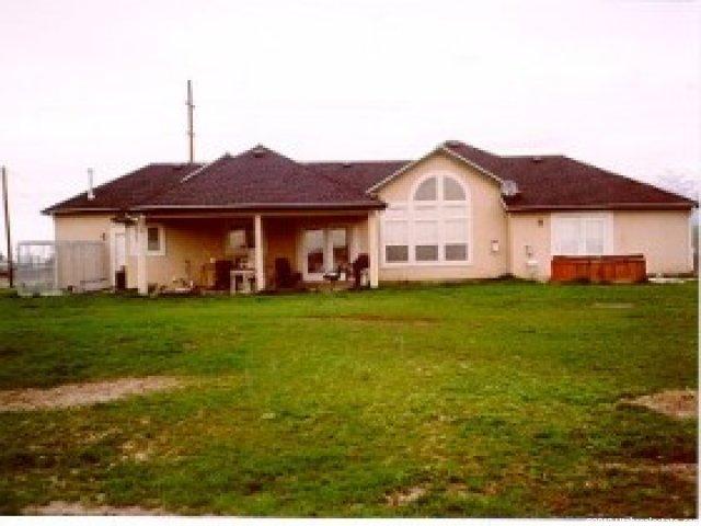 2575 W 2550 S, West Haven, UT 84401 — photo 2