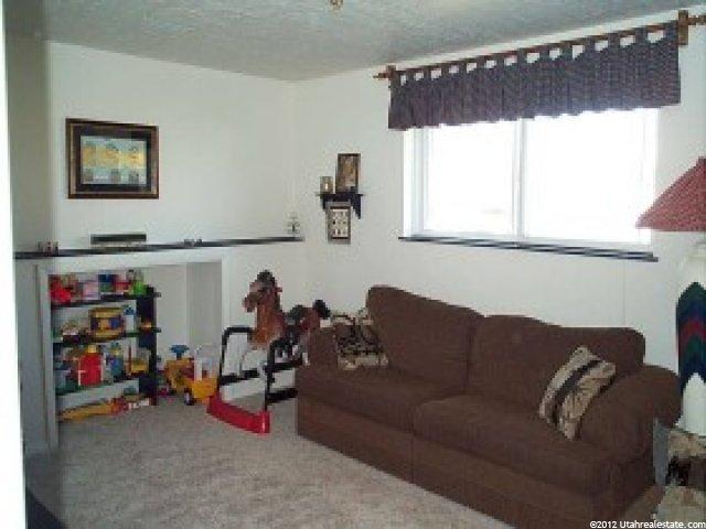 2026 N 950 E, North Logan, UT 84341 — photo 8