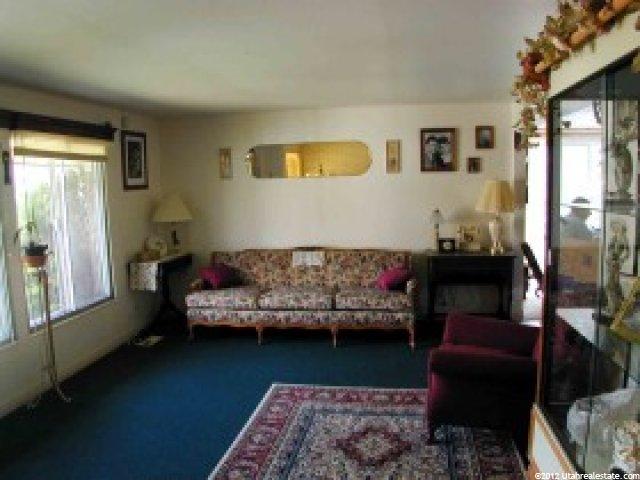 9408 Turnpike Ln, Sandy, UT 84070 — photo 2
