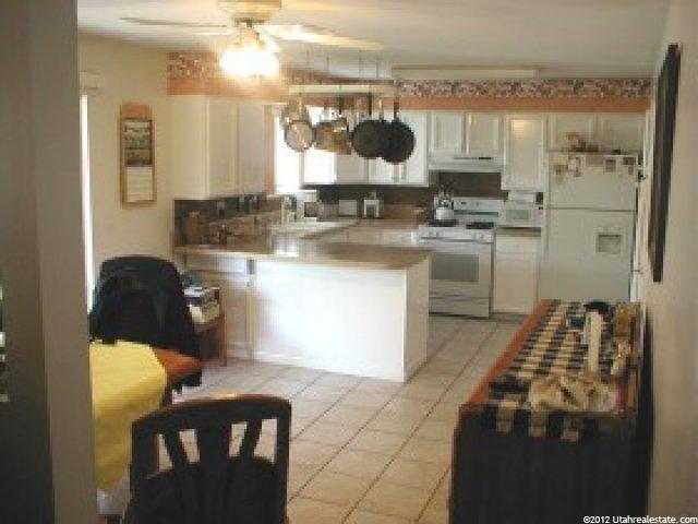 6008 Roanoke Dr, Murray, UT 84123 — photo 4