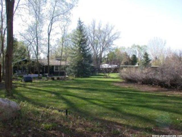 7695 Caballero Dr, Sandy, UT 84093 — photo 2