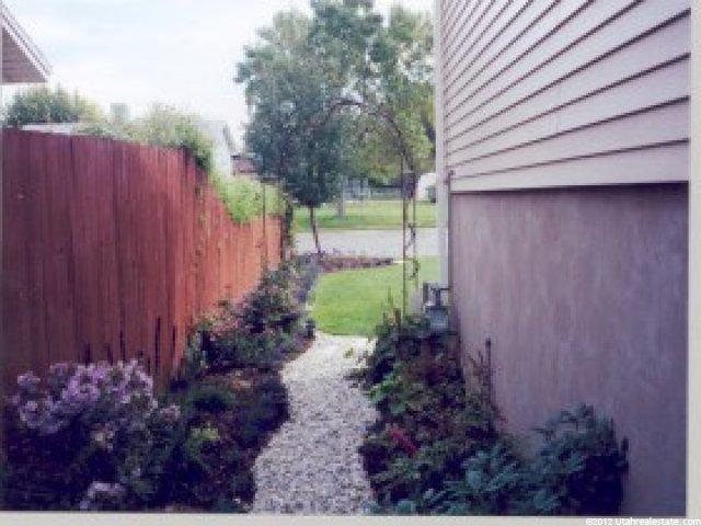 1607 N 670 W, Clinton, UT 84015 — photo 2