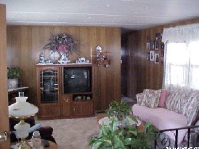 4566 Yarrow Ln, Murray, UT 84123 — photo 2