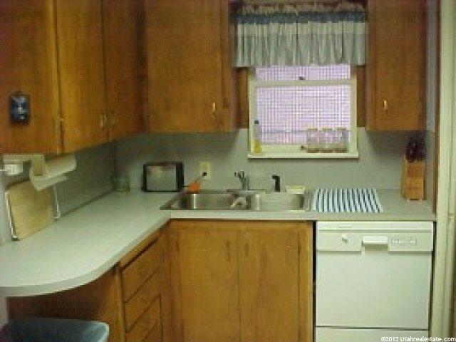 253 N 300 E, Providence, UT 84332 — photo 3
