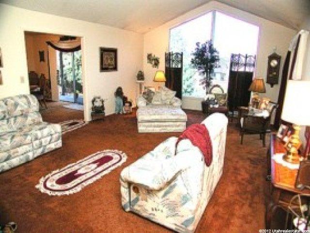 8378 Escalante Dr, Sandy, UT 84093 — photo 3