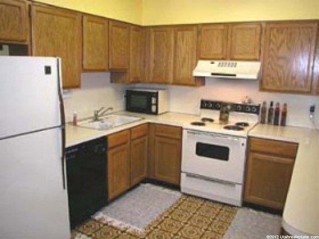 188 E 2050 S ##B-1, Bountiful, UT 84010 — photo 2