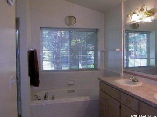 2451 E Cherry Ln, Layton, UT 84040 — photo 7