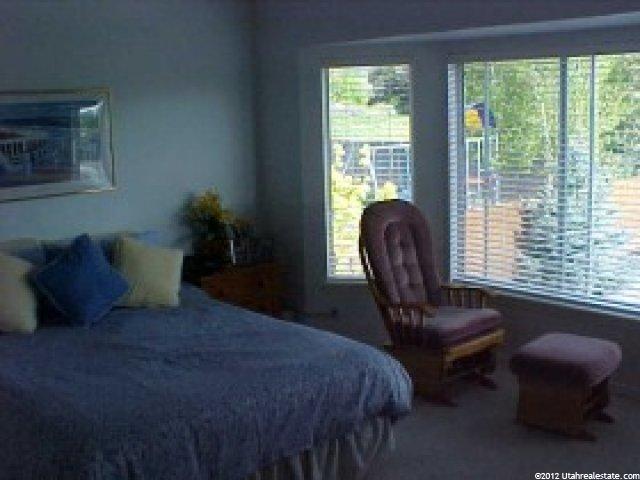 952 Peregrine Ln, Sandy, UT 84094 — photo 6