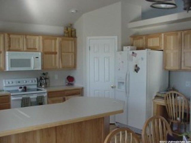 5501 S 3800 W, Roy, UT 84067 — photo 5