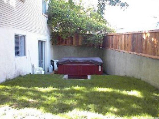 961 Claremont Dr, Bountiful, UT 84010 — photo 3