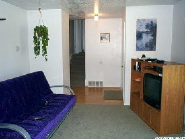 1115 W 1045 S, Clearfield, UT 84015 — photo 2