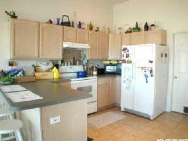 10218 Sandy Willows Cv, Sandy, UT 84070 — photo 4
