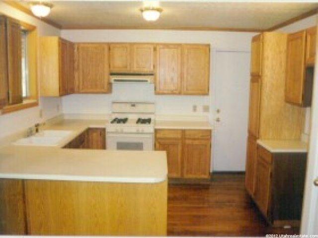 10804 Bohm Pl, Sandy, UT 84094 — photo 2