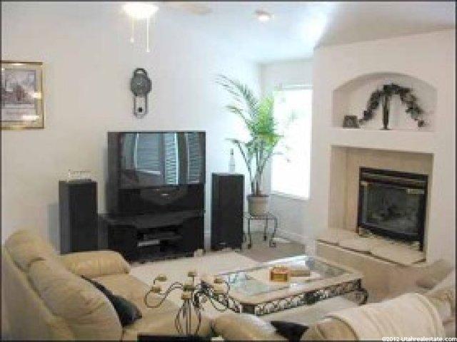 5698 S 1150 E, South Ogden, UT 84403 — photo 4