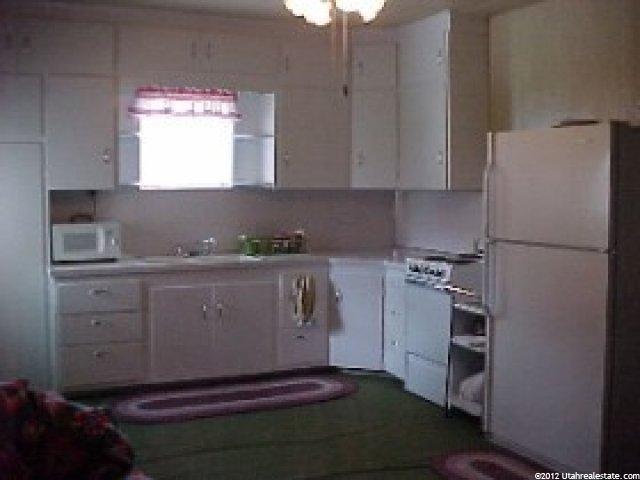 59 W Center, Spring City, UT 84662 — photo 2