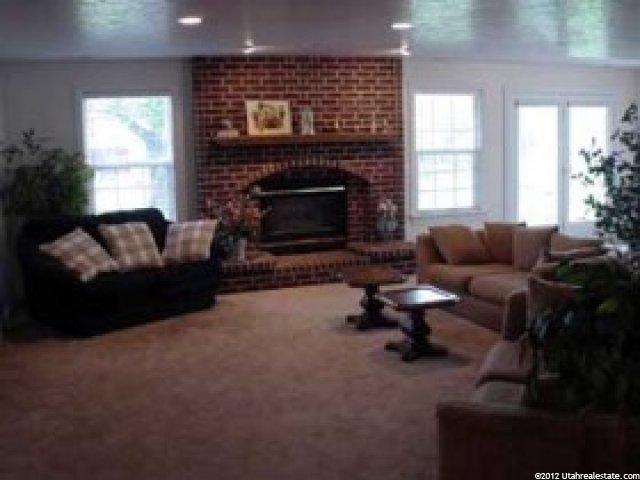 2421 Valley View Dr, Layton, UT 84040 — photo 3