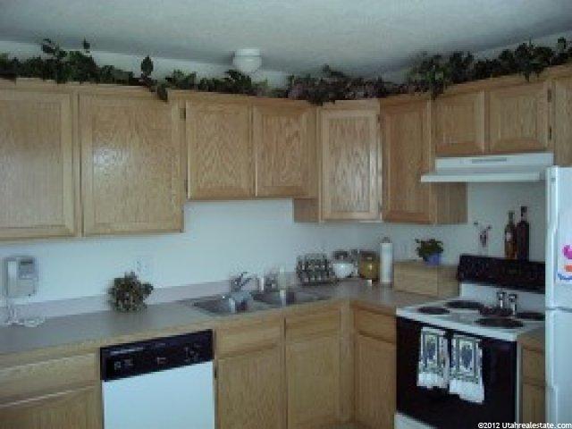 625 Cook Dr, Layton, UT 84041 — photo 5