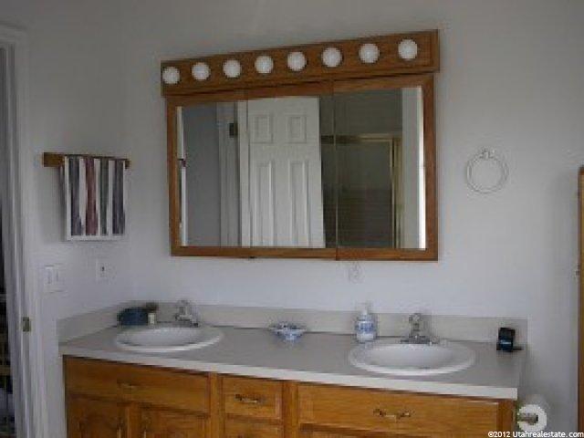 5065 S 3100 W, Roy, UT 84067 — photo 6