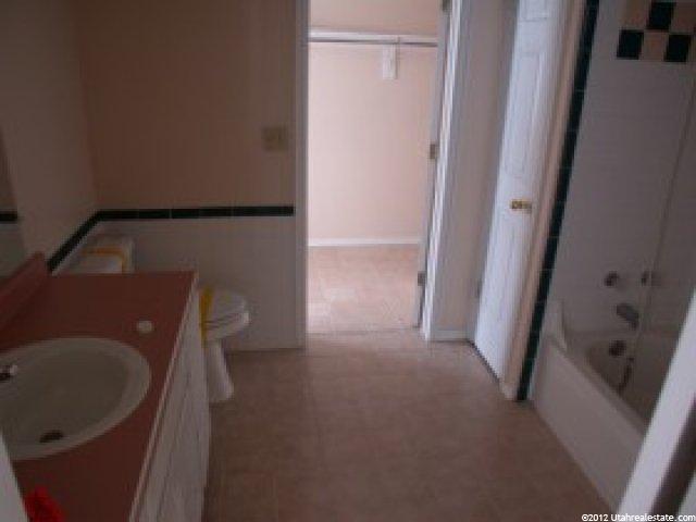 339 Jeffrey Dr, Centerville, UT 84014 — photo 5