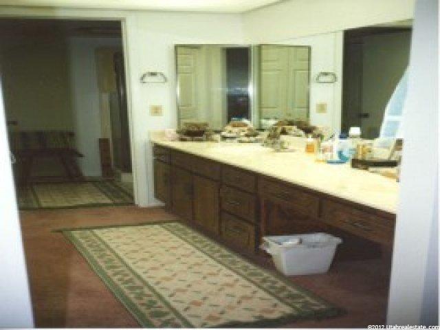 288 Peach Ln, Bountiful, UT 84010 — photo 6