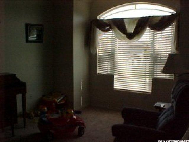 902 W 4200 S, Riverdale, UT 84405 — photo 3
