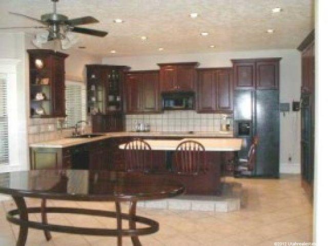197 Canyon Breeze Dr, Centerville, UT 84014 — photo 3