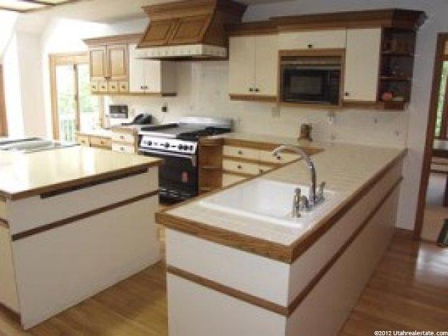 4101 Canyon View Pl, Sandy, UT 84092 — photo 5