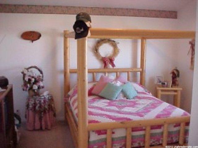 5842 S 3450 W, Roy, UT 84067 — photo 3