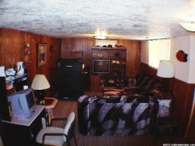 4977 S 2575 W, Roy, UT 84067 — photo 7