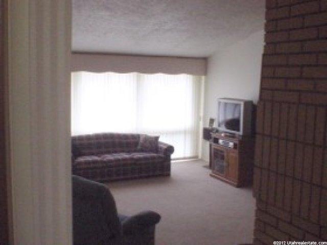 4977 Quail Ln, Ogden, UT 84403 — photo 4