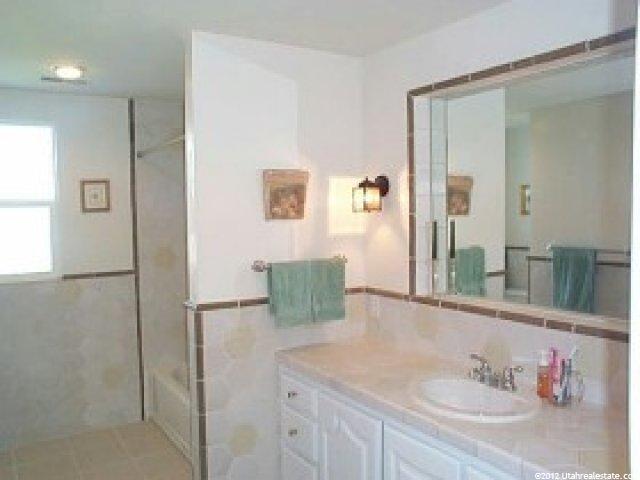 6094 S 2850 E, Uintah, UT 84403 — photo 7