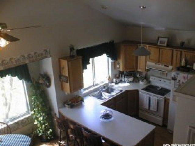 251 W 1650 N, Harrisville, UT 84404 — photo 5