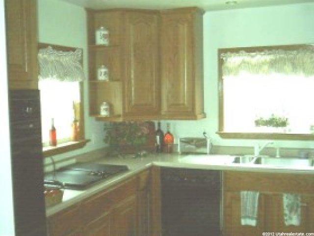 9156 S 1300 E, Sandy, UT 84094 — photo 6