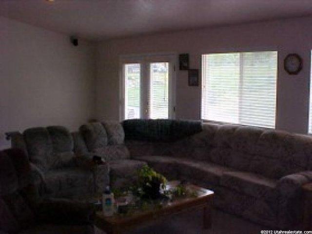 327 Alpinhof Cir, Midway, UT 84049 — photo 2