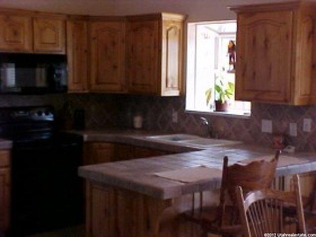 327 Alpinhof Cir, Midway, UT 84049 — photo 3