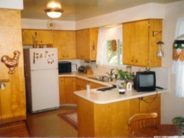 30 W 1400 S, Bountiful, UT 84010 — photo 2