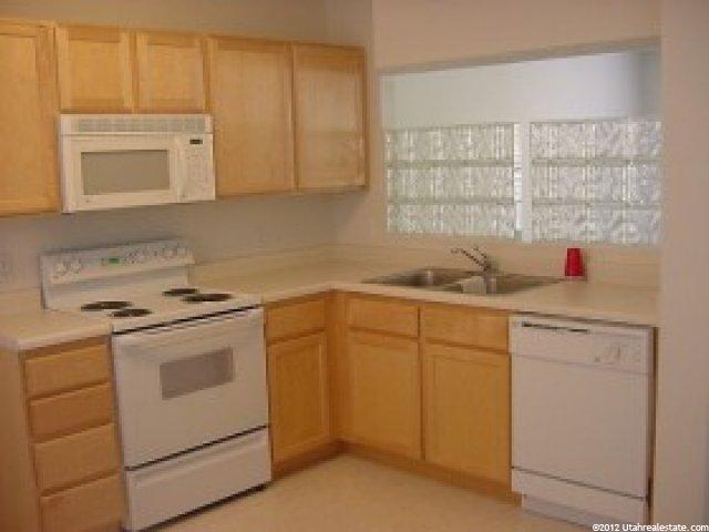 335 E 500 S, Clearfield, UT 84015 — photo 7
